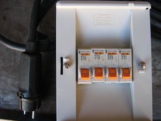 Manguera Iluminación con Automáticos 25m