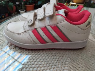 Zapatillas Adidas Mujer Velcro Blancas Rosas