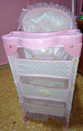 Cuna de muñecas Cuevas Toys rosa