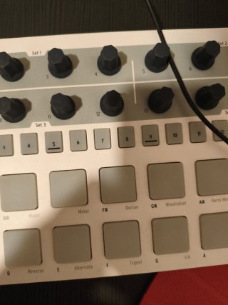 Arturia beatstep pro