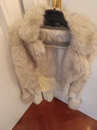 Chaqueta pelo beige