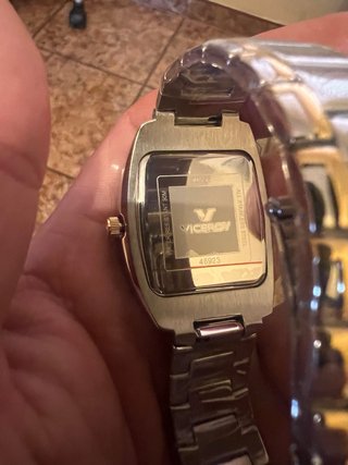 Reloj viceroy completamente a estrenar