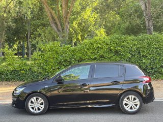 Peugeot 308 BlueHDi Style 1.6 HDi 120 CV – 2016