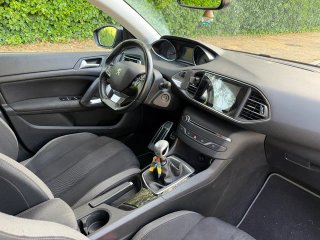 Peugeot 308 BlueHDi Style 1.6 HDi 120 CV – 2016