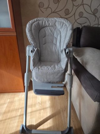 Trona reclinable para bebé con bandeja