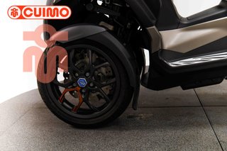 PIAGGIO MP3 530 HPE EXCLUSIVE