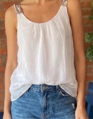 Blusa gasa seda blanca tirantes lentejuelas