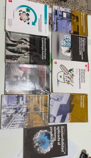 Libros 1er Año Farmacia y Parafarmacia