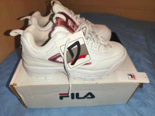 Scarpe Fila bianche usate pochissimo