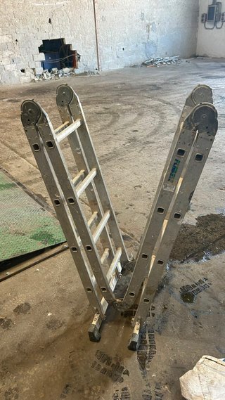 ESCALERA DE ALUMINIO