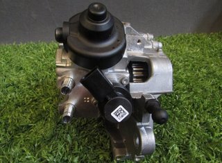 Volkswagen 96049 04l130755e 04l903143d bomba t-roc