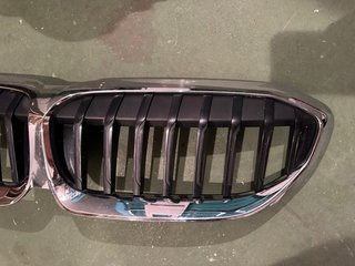 Parrilla o riñones BMW G20-21 ORIGINAL