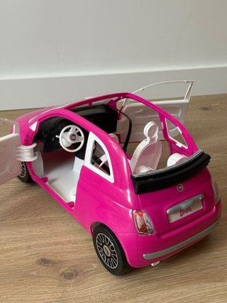Coche rosa descapotable Barbie