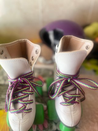 Patines de 4 ruedas blancos