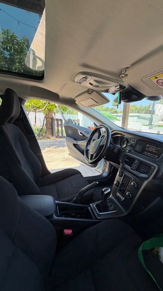 Volvo V40 Cross Country 2015