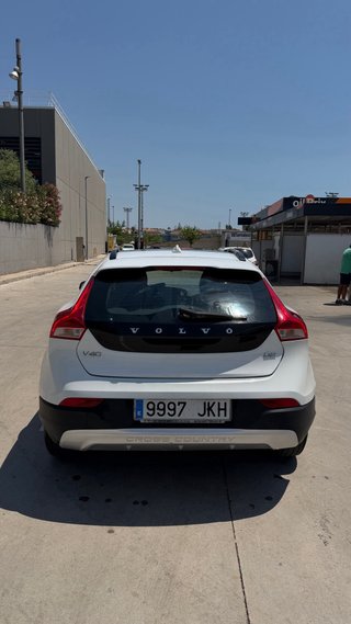 Volvo V40 Cross Country 2015
