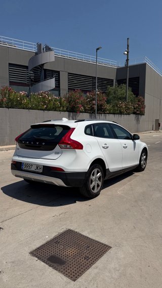 Volvo V40 Cross Country 2015