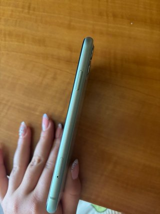 Iphone 11 64 GB Turquesa