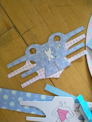 Juego para hacer ropa de muñecas