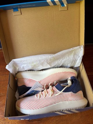 (ESTRENAR) Adidas Tubular Shadow PK (Talla 41 1/3)