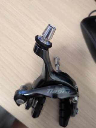 Freno delantero Shimano Tiagra BR-4700