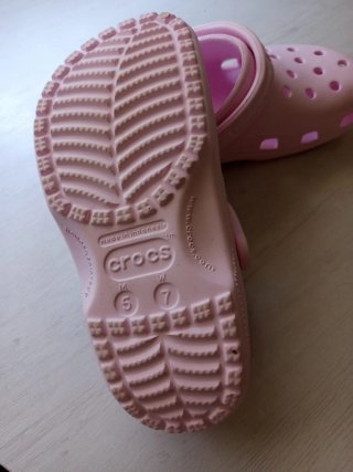 ZUECOS CROCS Classic ROSA