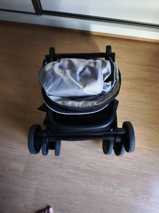 Silla de paseo Silver Cross muy ligera. Pesa 5,5kg