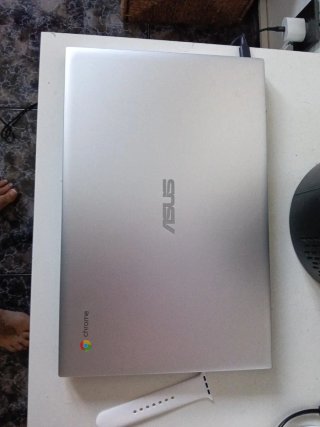 Ordenador portátil Asus chromebook  C425T