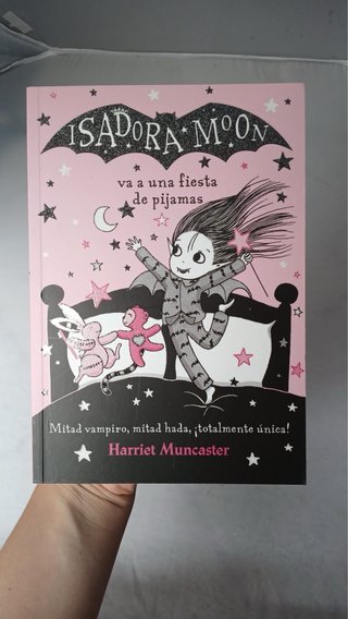Lote 7 Libros Isadora Moon (VENTA URGENTE)