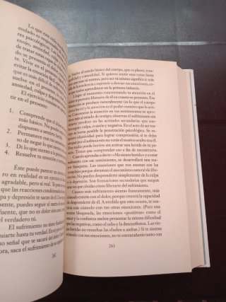 Libro"Cuerpos sin edad, mentes sin tiempo"Deepak C