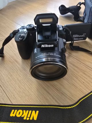Camara nikon coolpix P950 + maletin transporte