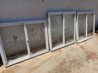Ventanas de aluminio blanco