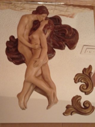 Relieve de pareja sobre espejo