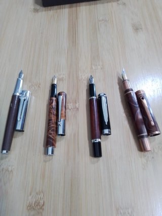 Lote4Penne Stilografiche Premium in Legno e Resina
