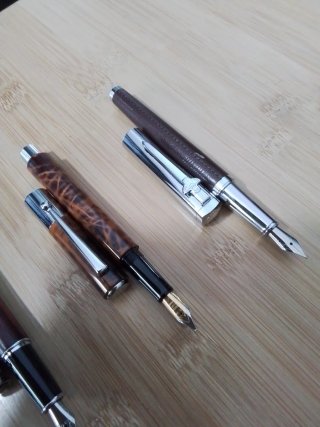 Lote4Penne Stilografiche Premium in Legno e Resina