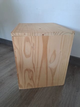 Cajonera pequeña.