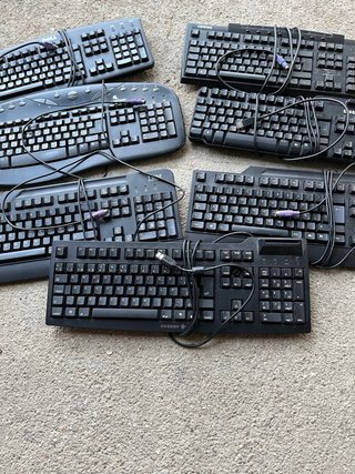 Lote de 7 teclados
