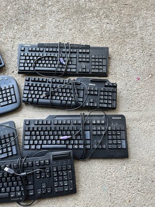 Lote de 7 teclados