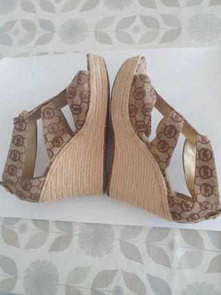Sandalias cuña Michael kors