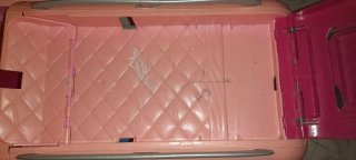 Autocaravana Barbie con Piscina y Tobogán