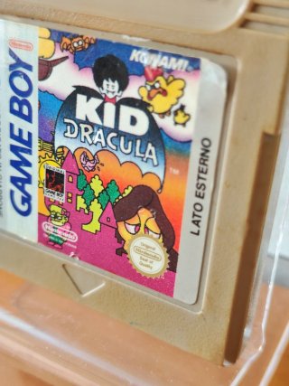 Rara cartuccia originale di Kid Dracula per GBA