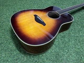 Guitarra transacustica YAMAHA FG-TA