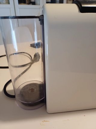 Cafetera DeLonghi Nespresso Blanca