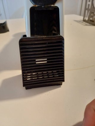 Cafetera DeLonghi Nespresso Blanca