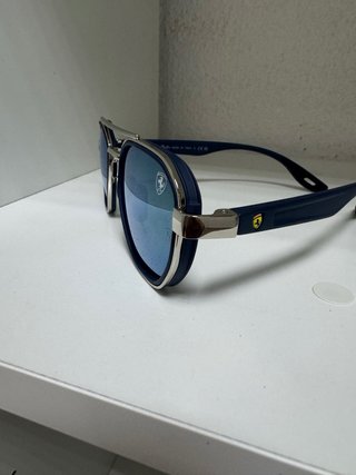 Gafas Ray-Ban Scuderia Ferrari