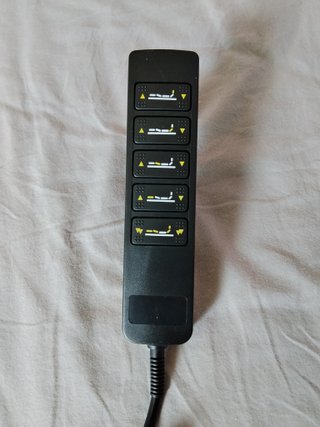 2 letti elettrici articolati con telecomando