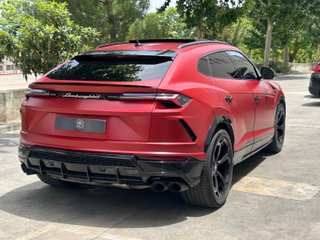 ALQUILER EN MARBELLA LAMBORGHINI URUS, HURACAN...
