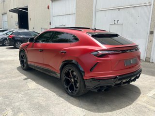 ALQUILER EN MARBELLA LAMBORGHINI URUS, HURACAN...