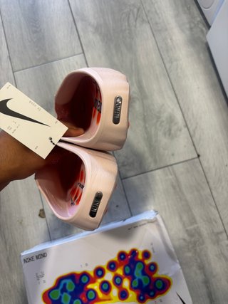 Nike Mind 001