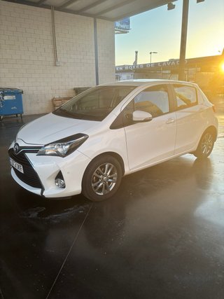 Toyota Yaris 2016